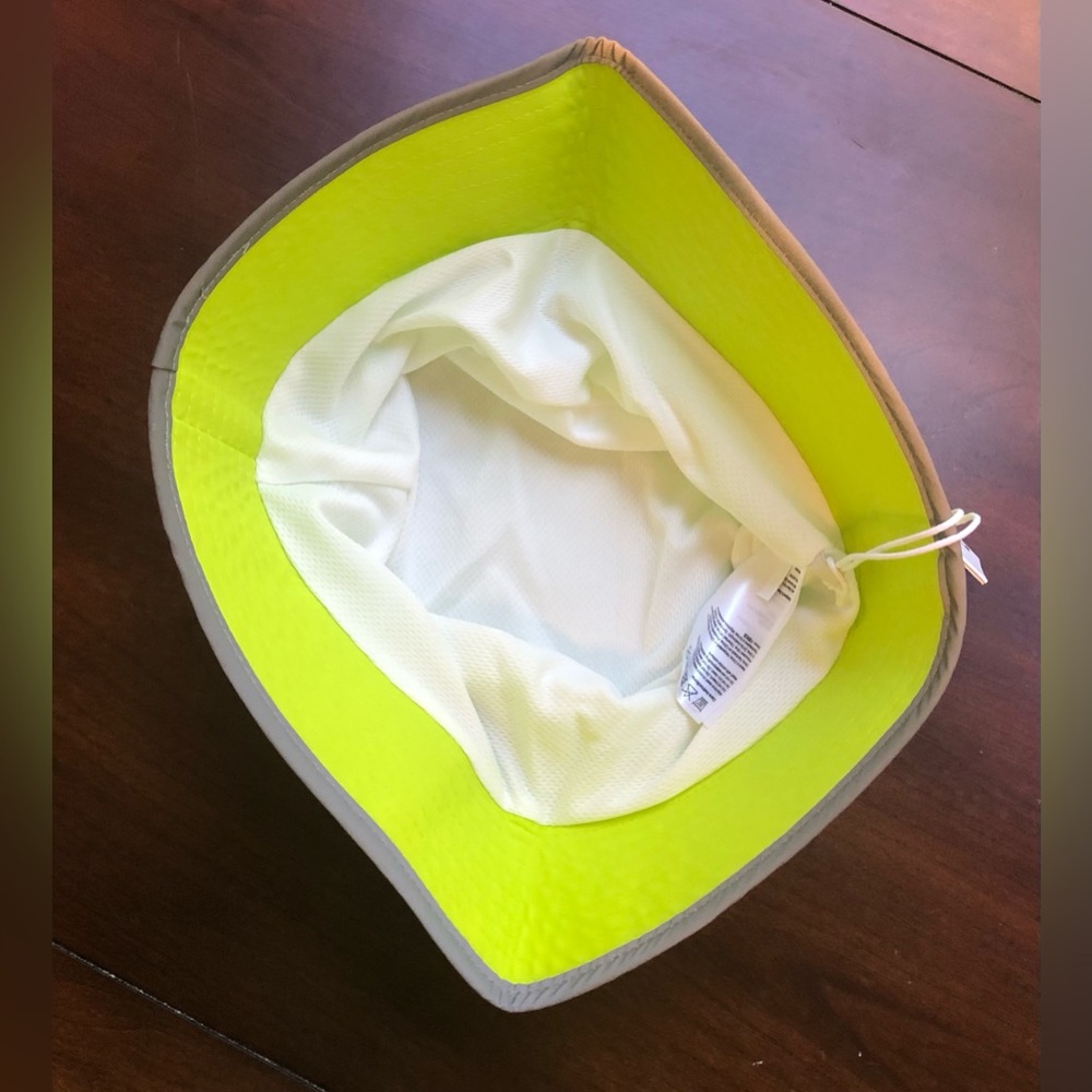 NWT Rains Bucket Hat in Reflective Digital Lime - S2 / M-XL - Picture 4 of 7